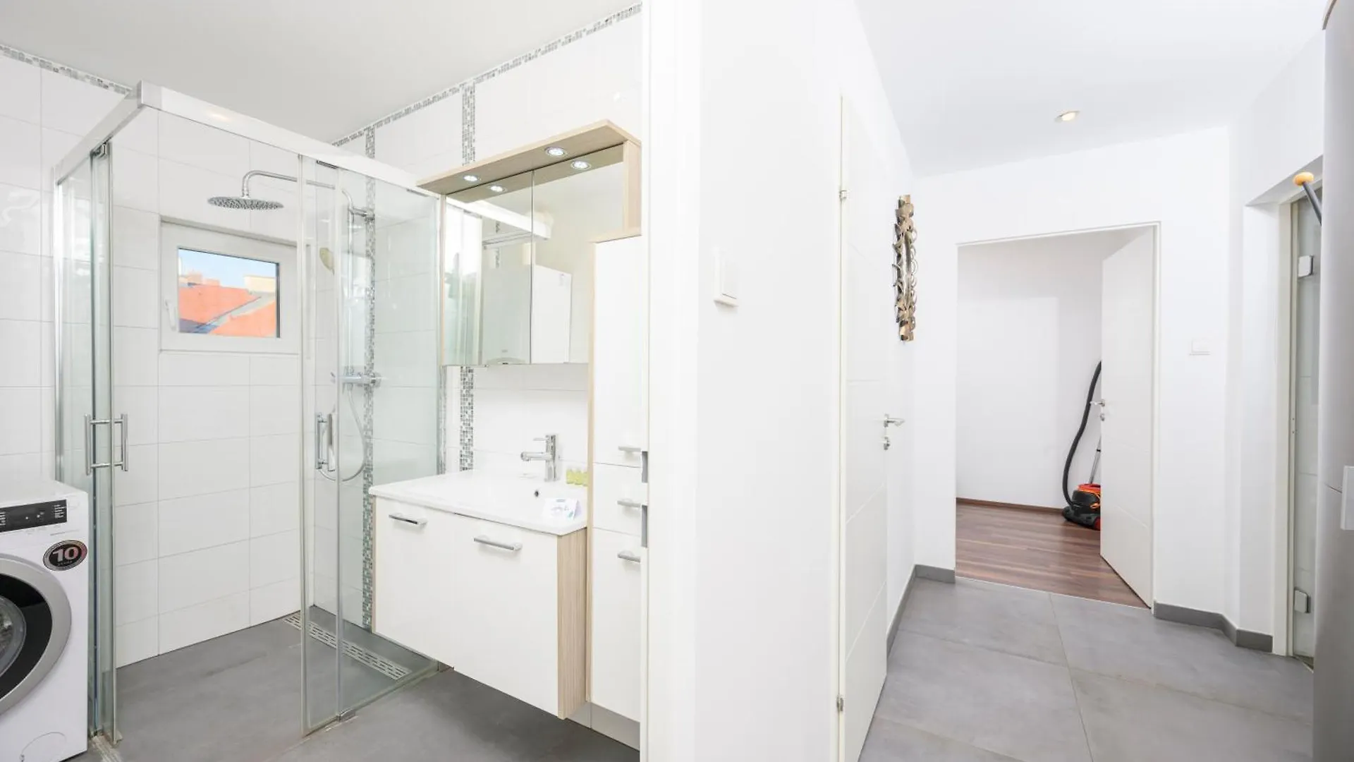 וינה Central Hub Close To Main Station By Jr City Apartments
