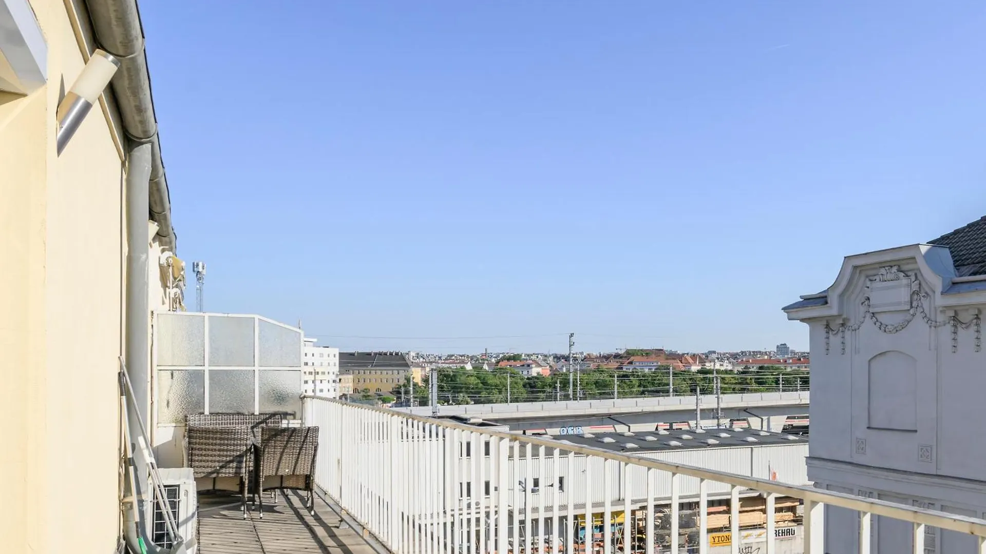 וינה Central Hub Close To Main Station By Jr City Apartments