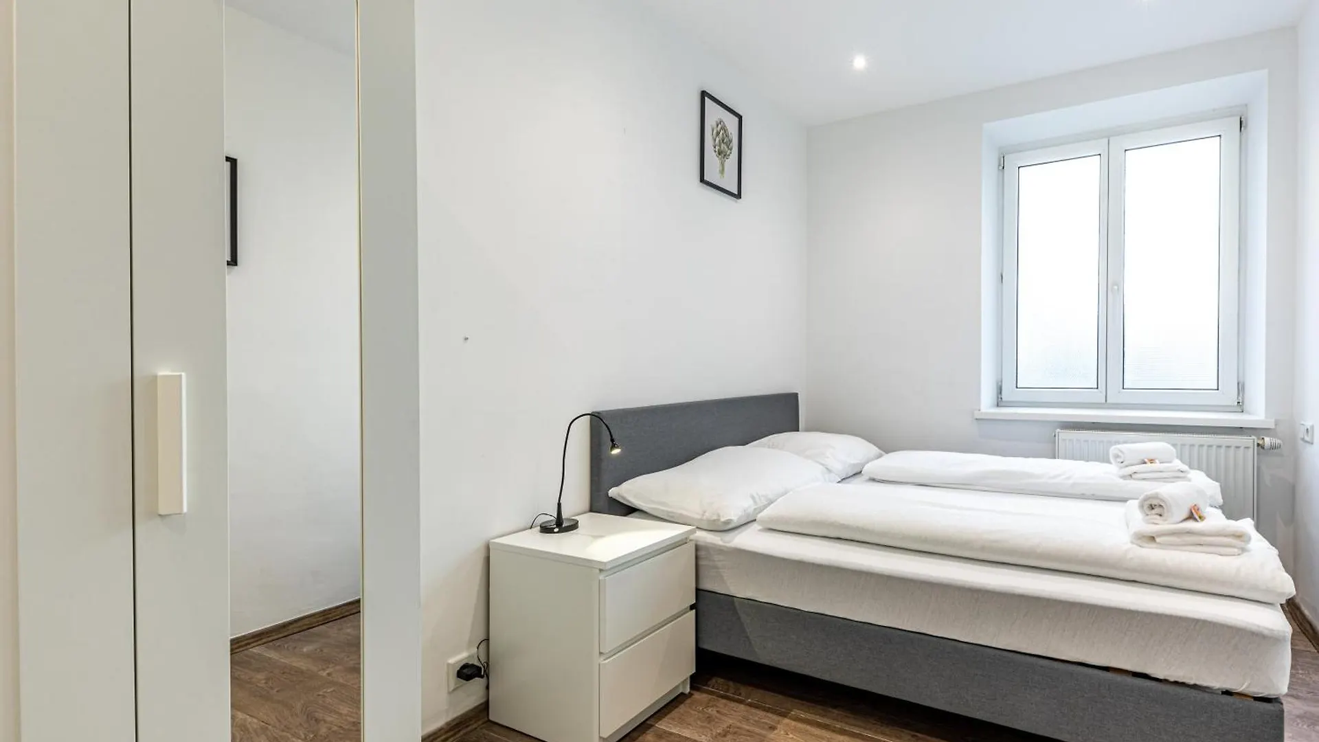 וינה Central Hub Close To Main Station By Jr City Apartments